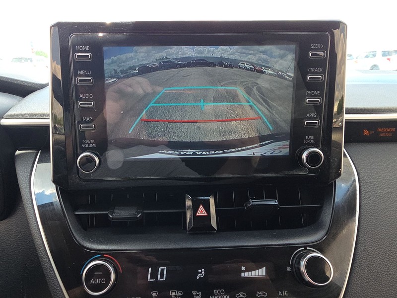 Toyota Corolla Vehicle Full-screen Gallery Image 16