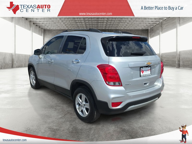 Chevrolet Trax Vehicle Full-screen Gallery Image 8
