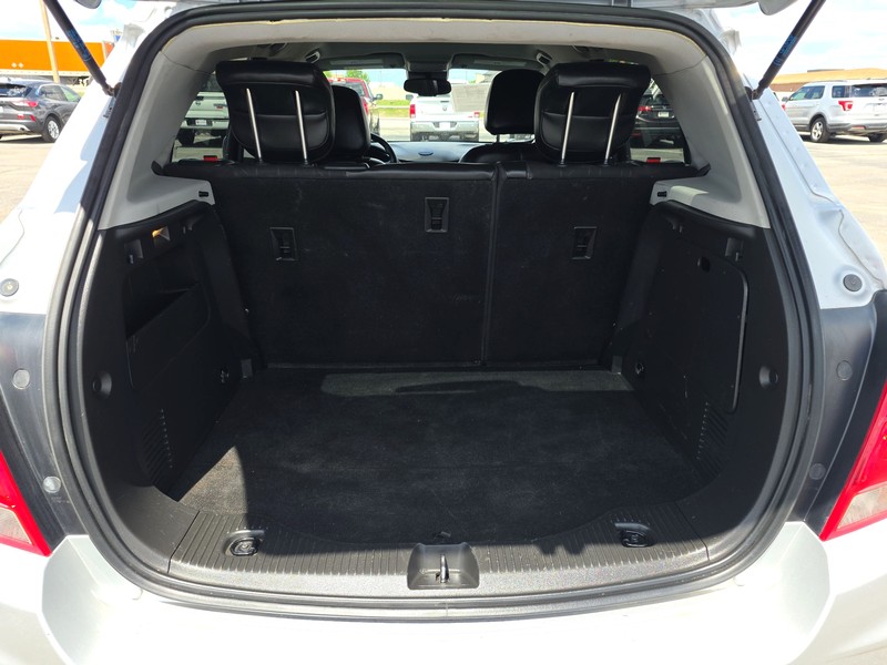 Chevrolet Trax Vehicle Full-screen Gallery Image 11
