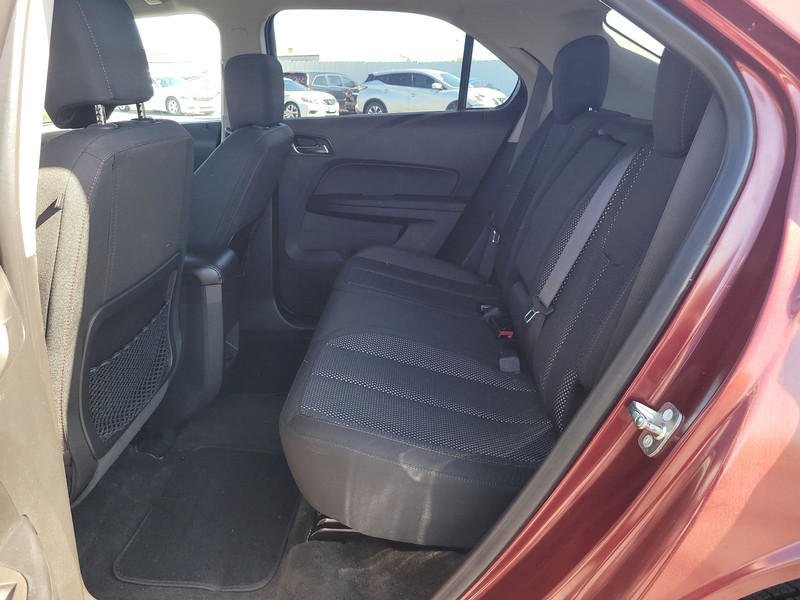 Chevrolet Equinox Vehicle Full-screen Gallery Image 10