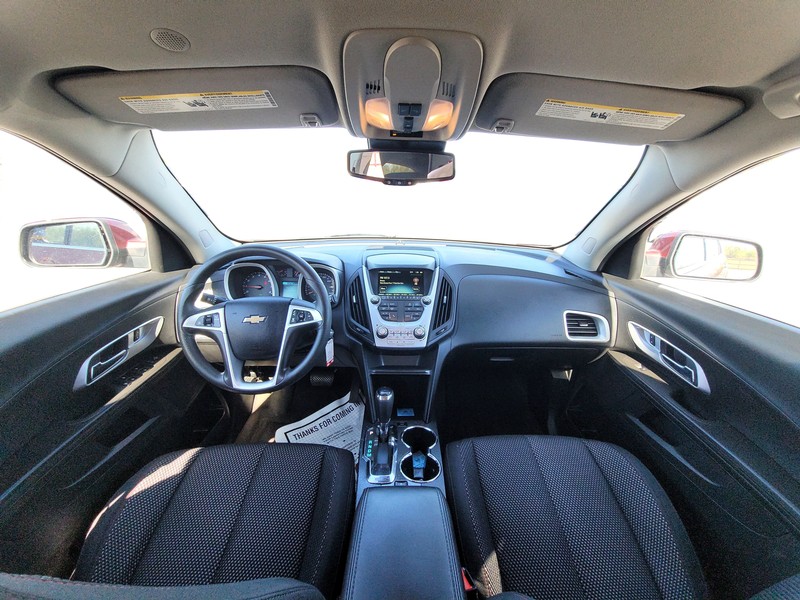 Chevrolet Equinox Vehicle Full-screen Gallery Image 15
