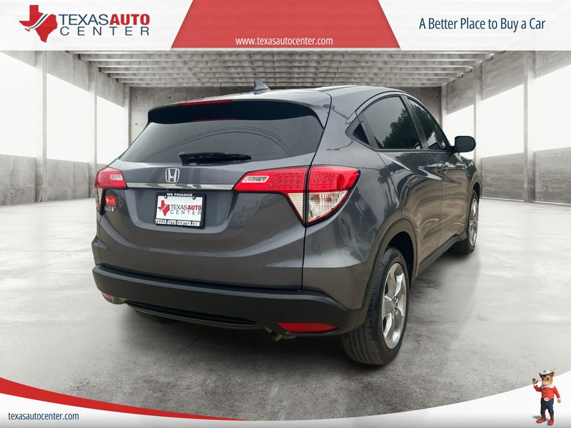 Honda HR-V Vehicle Full-screen Gallery Image 06