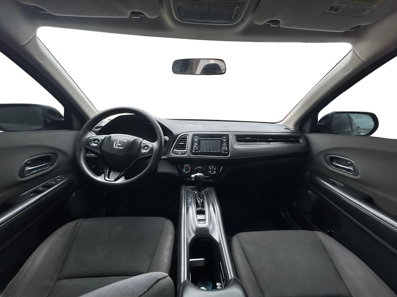 Honda HR-V Vehicle Full-screen Gallery Image 14