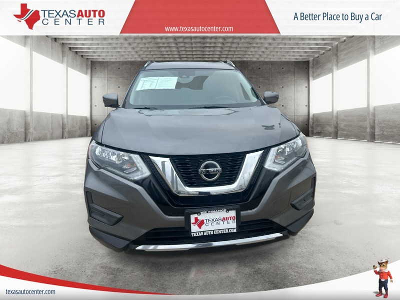Nissan Rogue Vehicle Full-screen Gallery Image 01