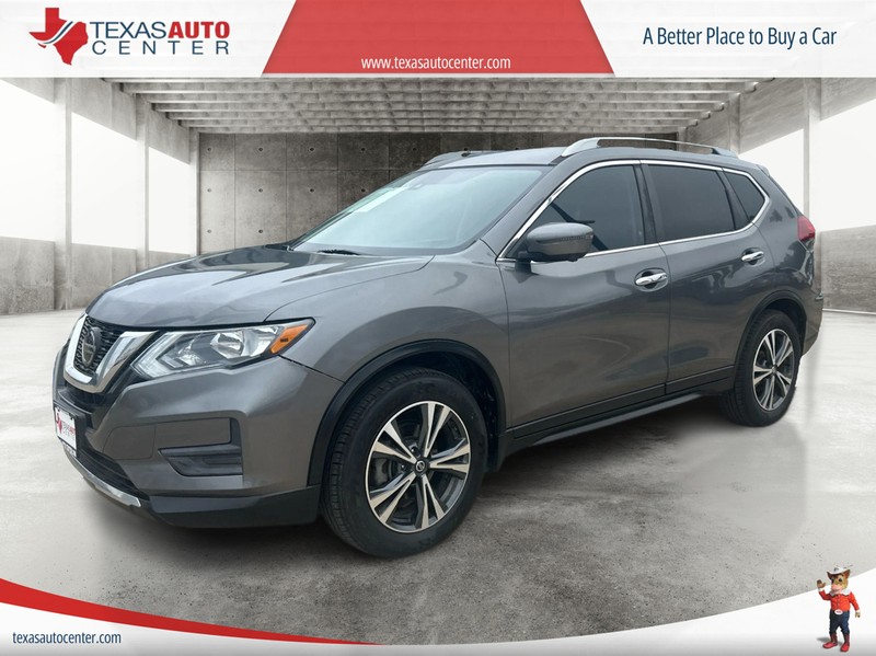 Nissan Rogue Vehicle Full-screen Gallery Image 02