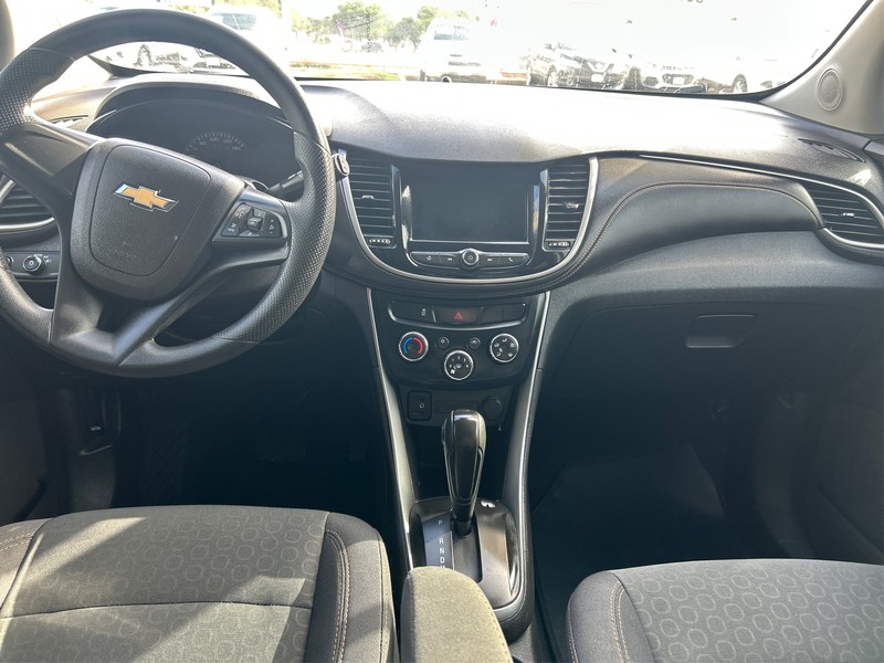 Chevrolet Trax Vehicle Full-screen Gallery Image 11