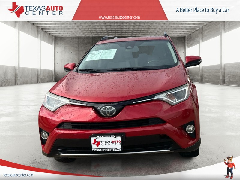 Toyota RAV4 Vehicle Full-screen Gallery Image 03