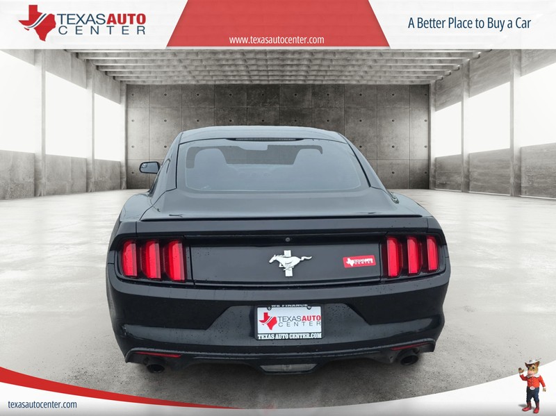 Ford Mustang Vehicle Full-screen Gallery Image 06