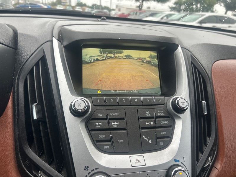Chevrolet Equinox Vehicle Full-screen Gallery Image 16