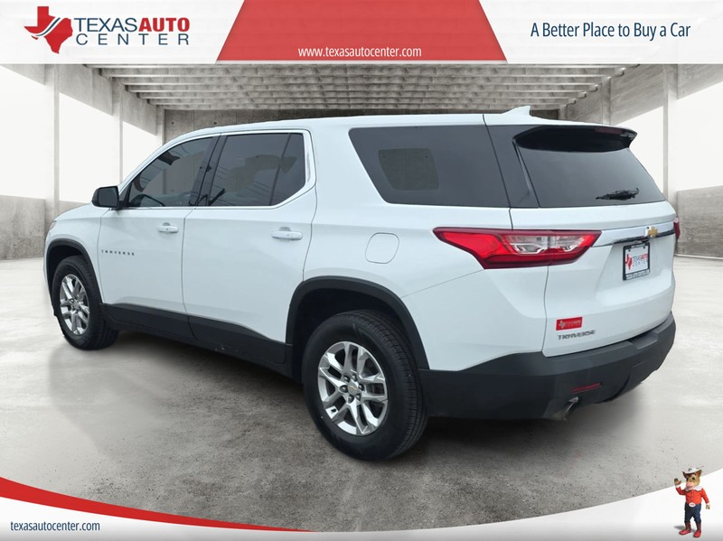 Chevrolet Traverse Vehicle Full-screen Gallery Image 08