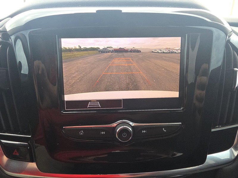 Chevrolet Traverse Vehicle Full-screen Gallery Image 17