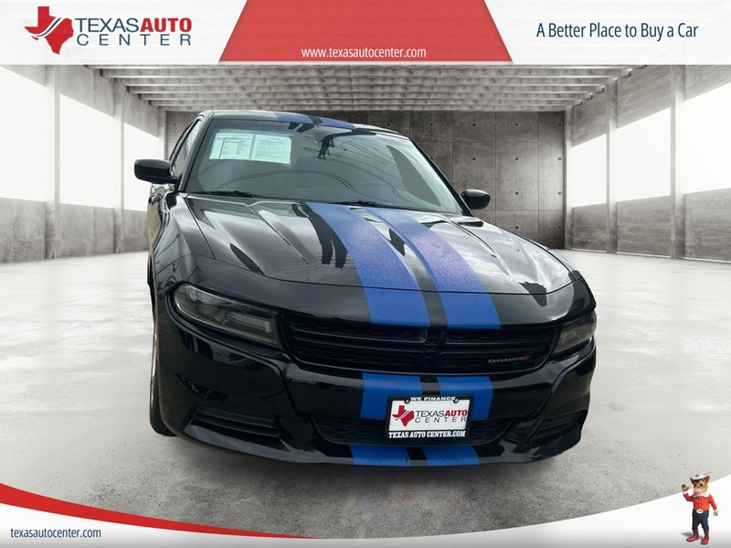 Dodge Charger Vehicle Full-screen Gallery Image 01