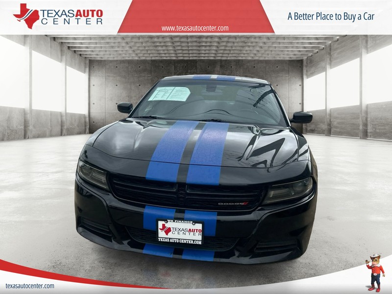 Dodge Charger Vehicle Full-screen Gallery Image 03