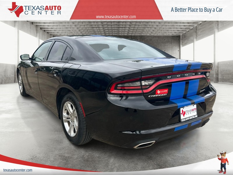 Dodge Charger Vehicle Full-screen Gallery Image 07