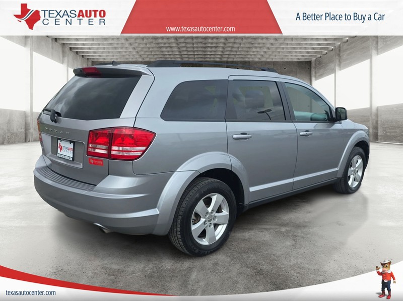 Dodge Journey Vehicle Full-screen Gallery Image 07