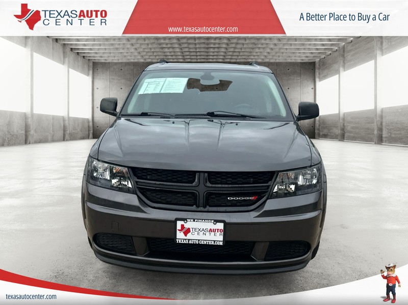Dodge Journey Vehicle Full-screen Gallery Image 03