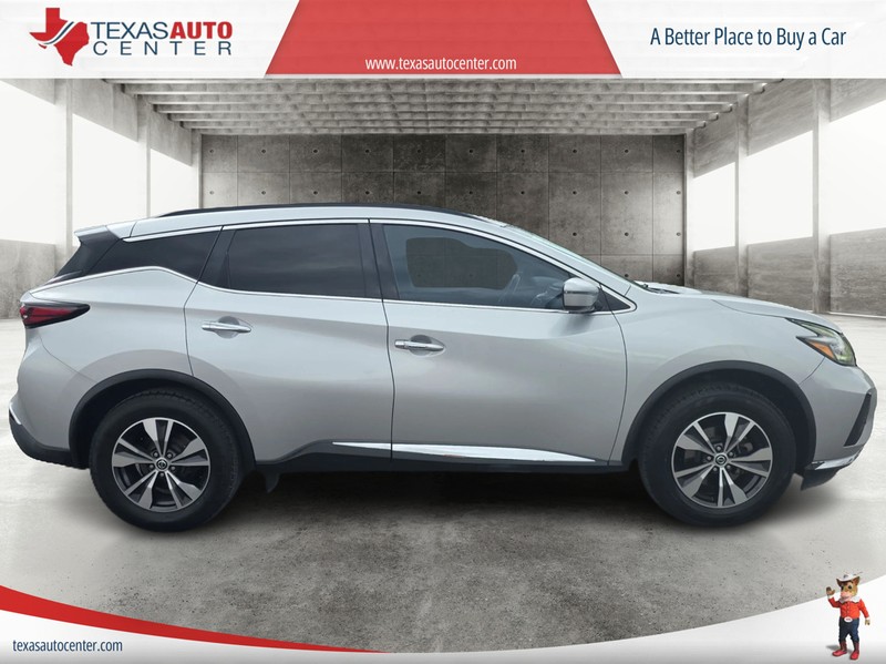 Nissan Murano Vehicle Full-screen Gallery Image 04