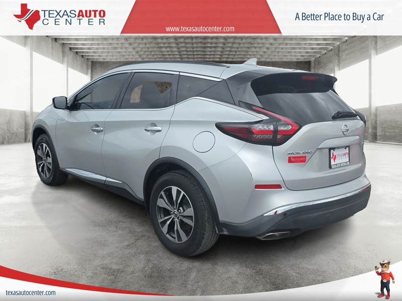 Nissan Murano Vehicle Full-screen Gallery Image 08