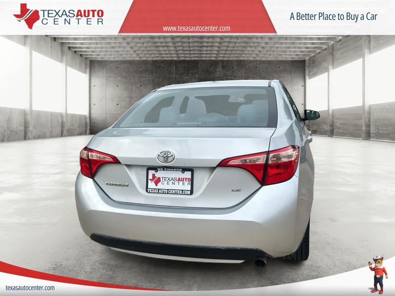 Toyota Corolla Vehicle Full-screen Gallery Image 05