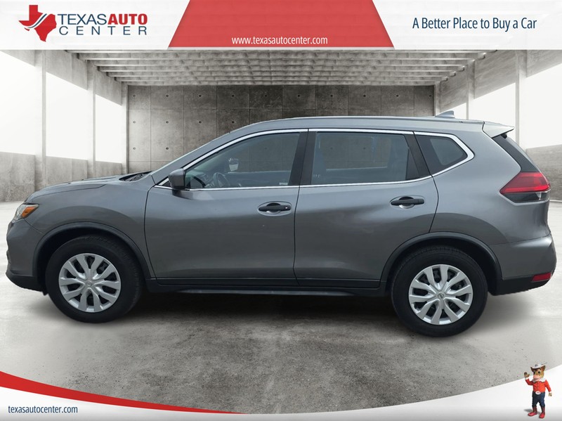 Nissan Rogue Vehicle Full-screen Gallery Image 05