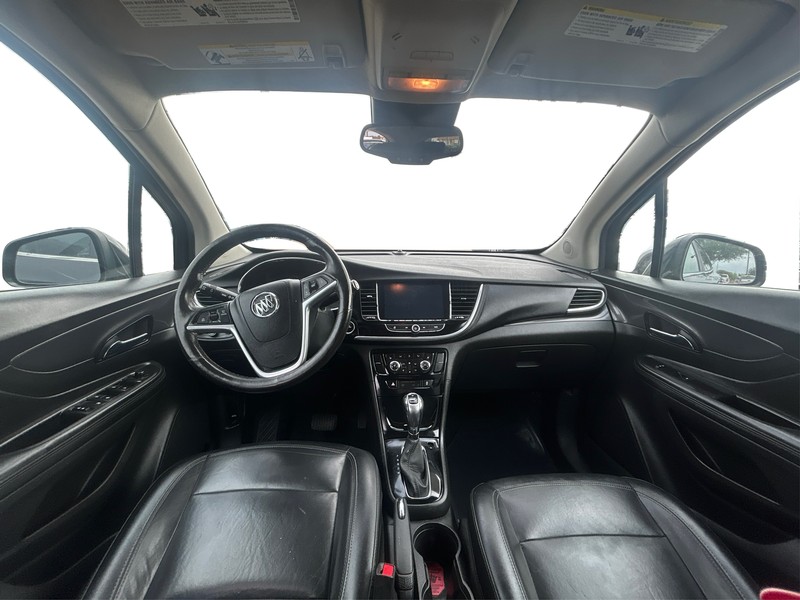 Buick Encore Vehicle Full-screen Gallery Image 16