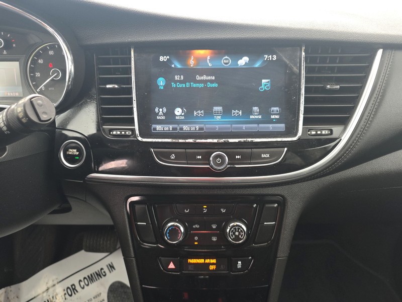 Buick Encore Vehicle Full-screen Gallery Image 12