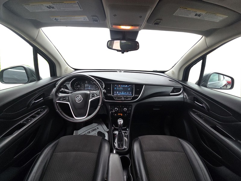Buick Encore Vehicle Full-screen Gallery Image 15
