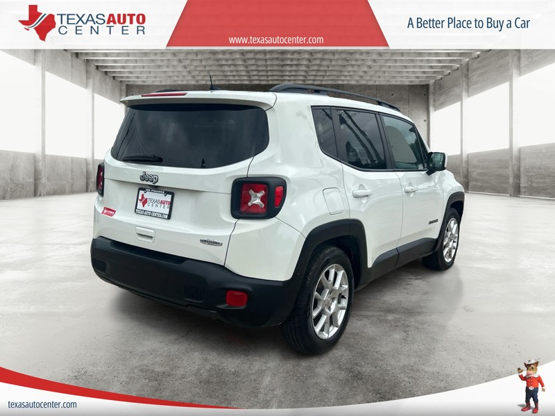 Jeep Renegade Vehicle Full-screen Gallery Image 07