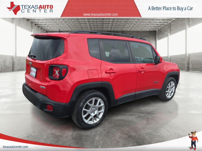 Jeep Renegade Vehicle Full-screen Gallery Image 07