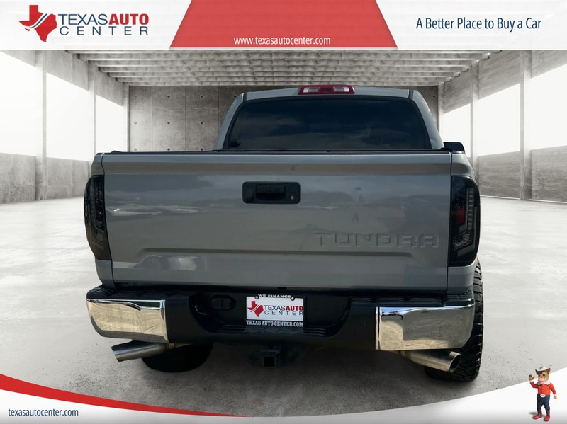 Toyota Tundra 2WD Vehicle Full-screen Gallery Image 6