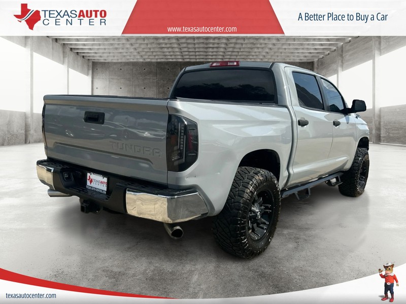 Toyota Tundra 2WD Vehicle Full-screen Gallery Image 7