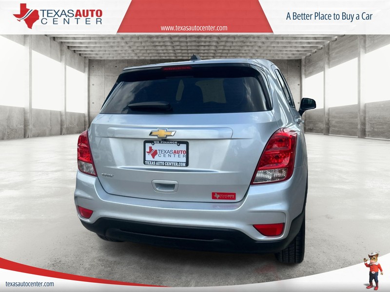 Chevrolet Trax Vehicle Full-screen Gallery Image 5