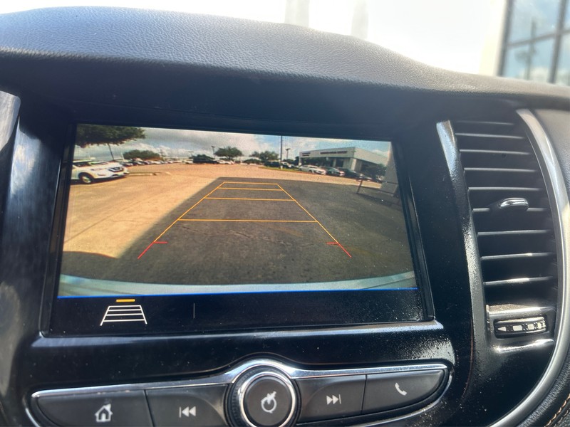 Chevrolet Trax Vehicle Full-screen Gallery Image 16