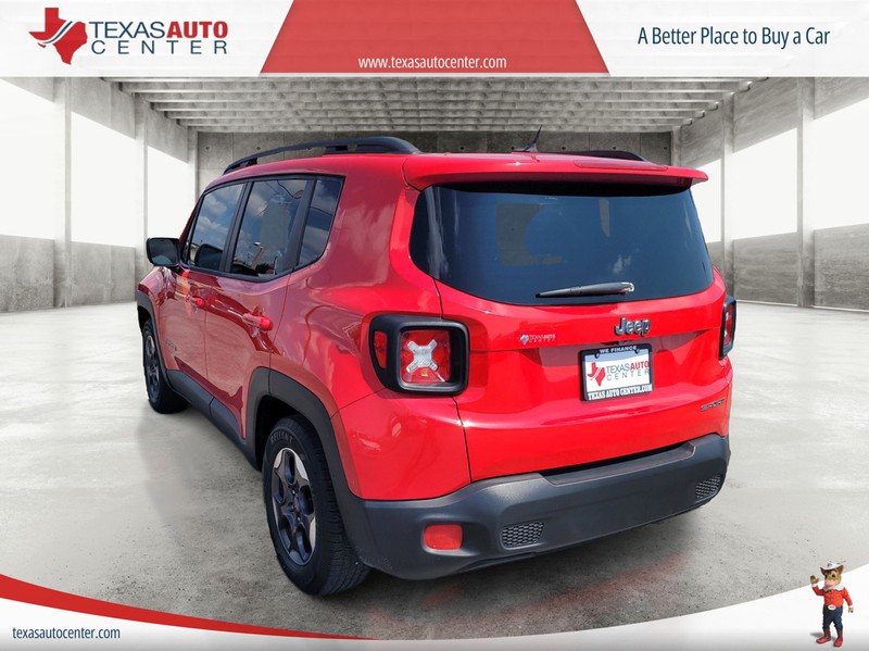 Jeep Renegade Vehicle Full-screen Gallery Image 8