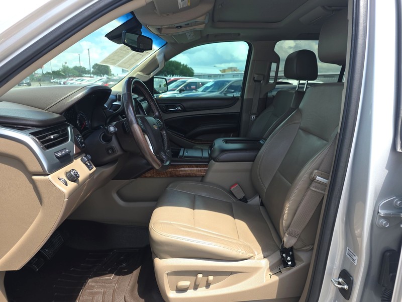Chevrolet Tahoe Vehicle Full-screen Gallery Image 09