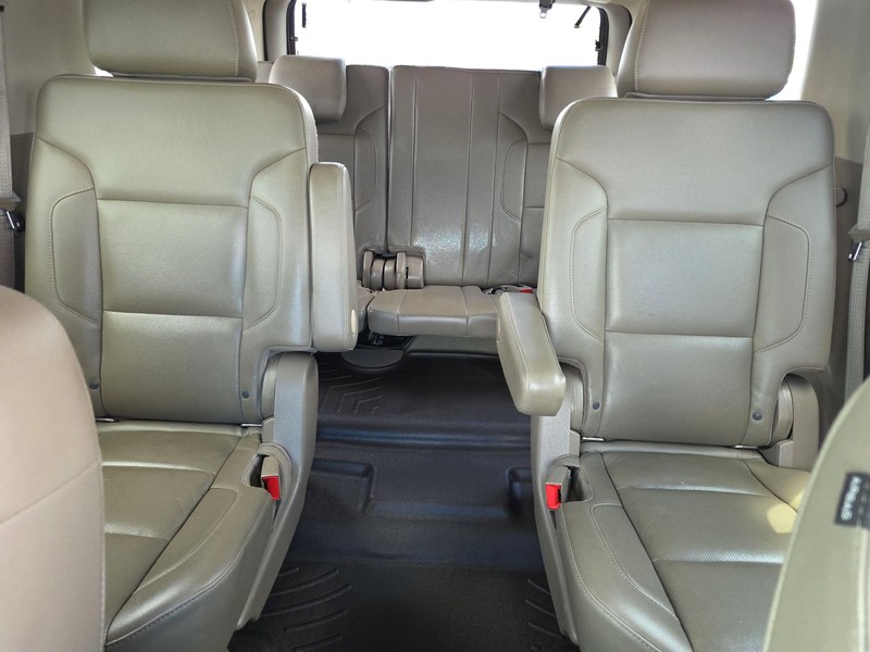 Chevrolet Tahoe Vehicle Full-screen Gallery Image 13