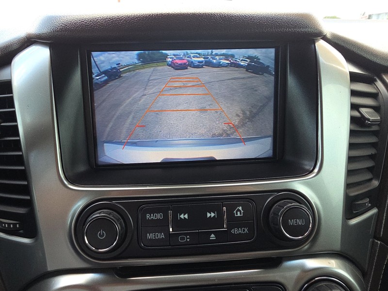 Chevrolet Tahoe Vehicle Full-screen Gallery Image 18