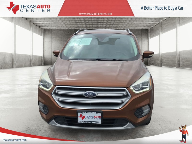 Ford Escape Vehicle Full-screen Gallery Image 03