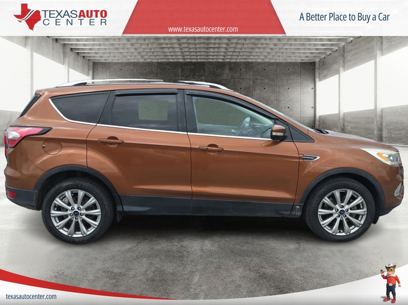 Ford Escape Vehicle Full-screen Gallery Image 04