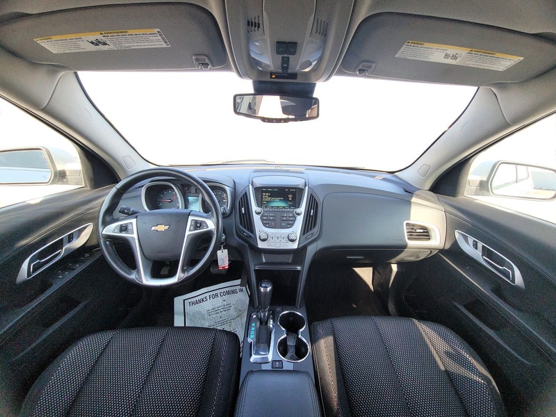 Chevrolet Equinox Vehicle Full-screen Gallery Image 15