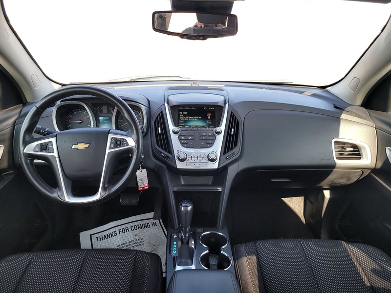 Chevrolet Equinox Vehicle Full-screen Gallery Image 16