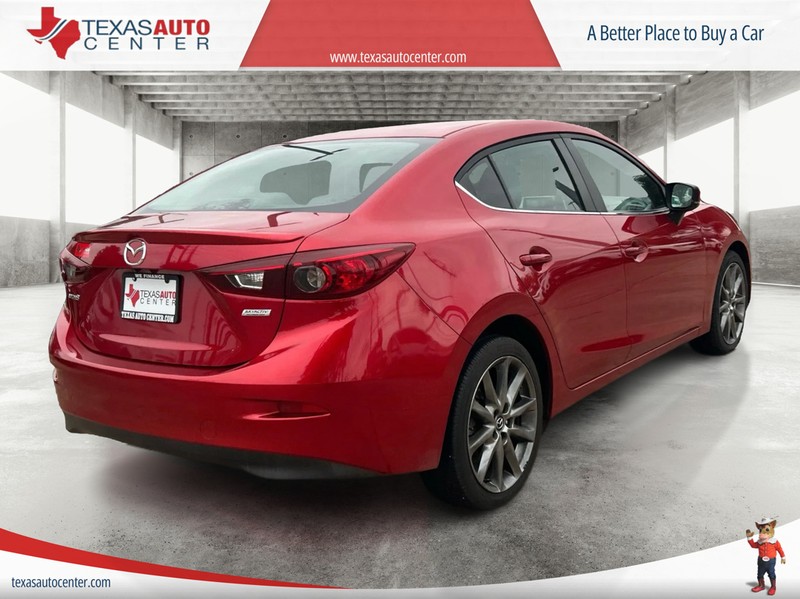 Mazda Mazda3 Sedan Vehicle Full-screen Gallery Image 07