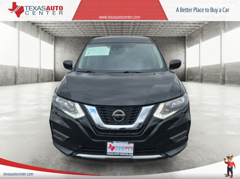 Nissan Rogue Vehicle Full-screen Gallery Image 03
