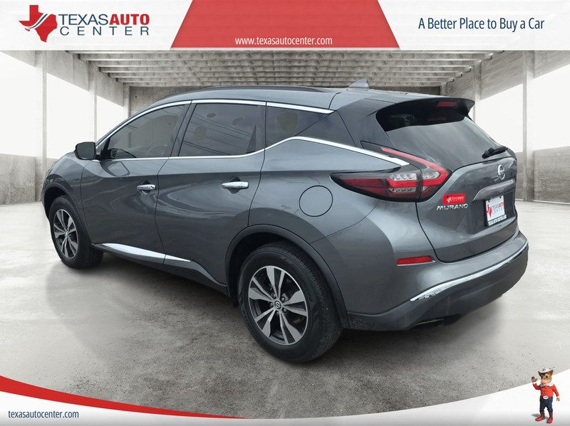 Nissan Murano Vehicle Full-screen Gallery Image 08