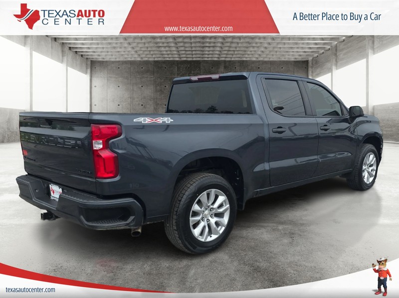 Chevrolet Silverado 1500 LTD Vehicle Full-screen Gallery Image 07