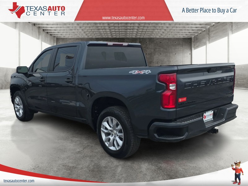 Chevrolet Silverado 1500 LTD Vehicle Full-screen Gallery Image 08