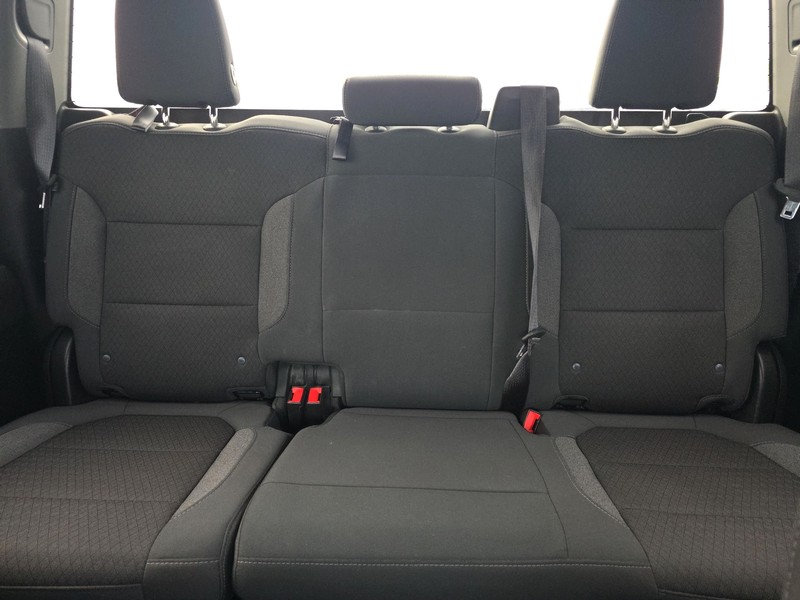 Chevrolet Silverado 1500 LTD Vehicle Full-screen Gallery Image 12