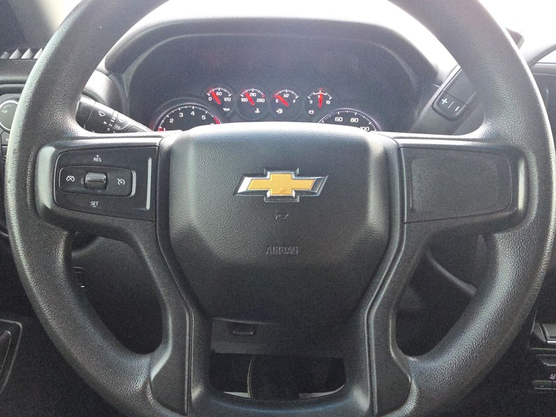 Chevrolet Silverado 1500 LTD Vehicle Full-screen Gallery Image 13