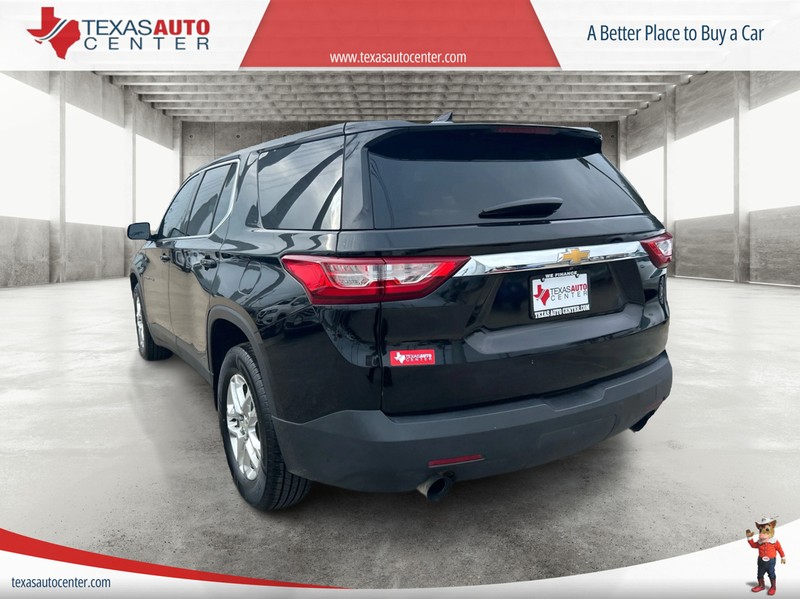 Chevrolet Traverse Vehicle Full-screen Gallery Image 07