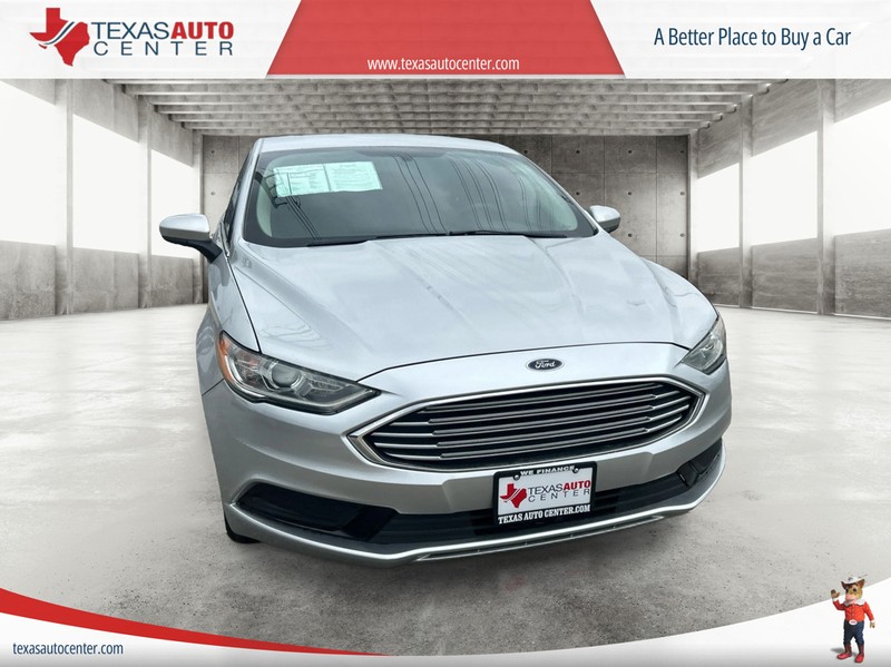 Ford Fusion Vehicle Full-screen Gallery Image 01